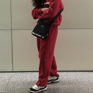 Meet your Posher, Anella